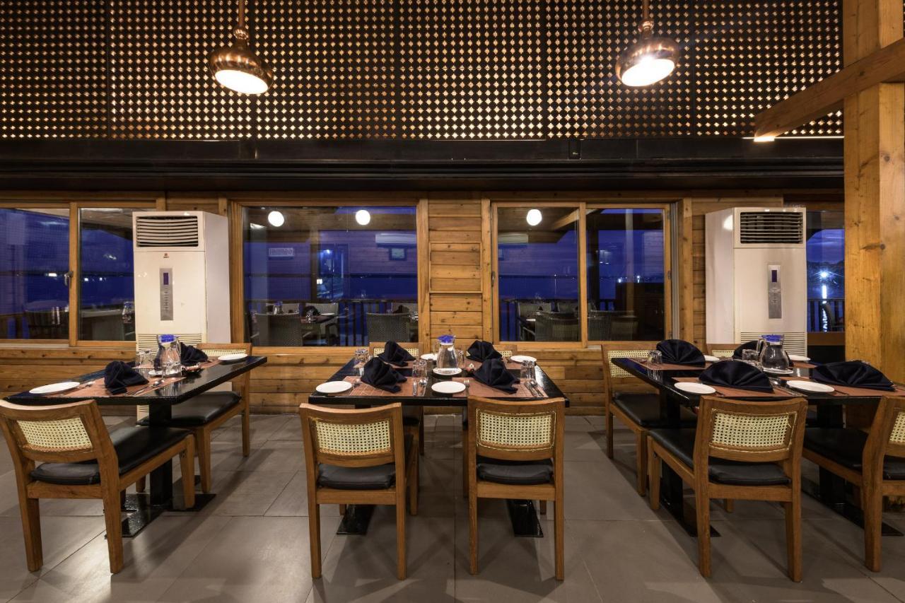 Club Mahindra Ashtamudi Nīndakara Exterior foto