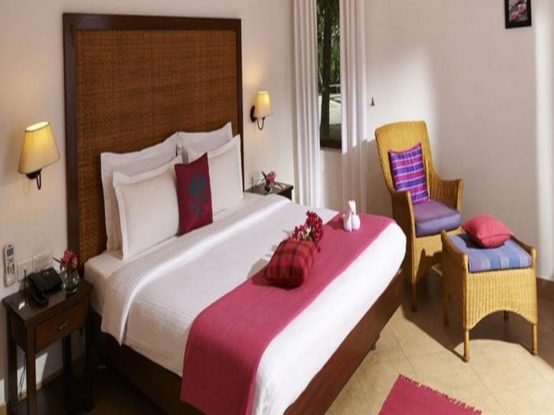Club Mahindra Ashtamudi Nīndakara Exterior foto