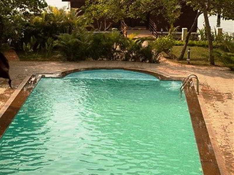 Club Mahindra Ashtamudi Nīndakara Exterior foto