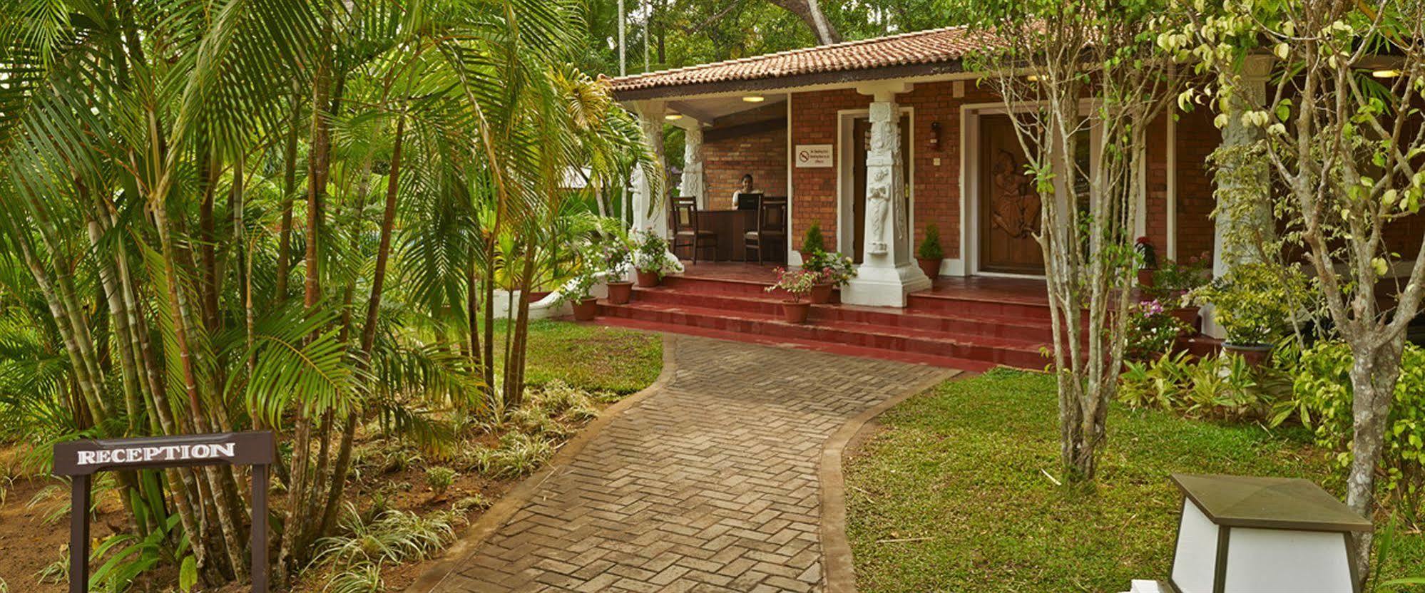 Club Mahindra Ashtamudi Nīndakara Exterior foto