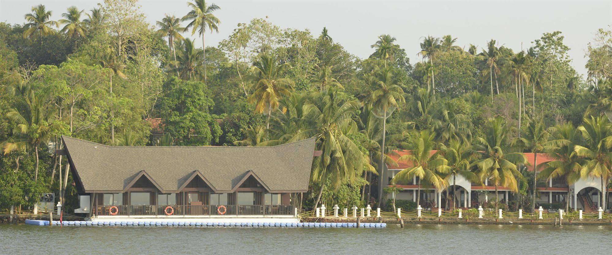 Club Mahindra Ashtamudi Nīndakara Exterior foto